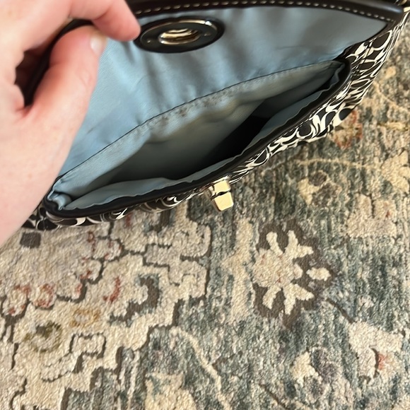 Coach Chelsea Leah Black and White Patterned Leather Bag - Picture 4 of 7